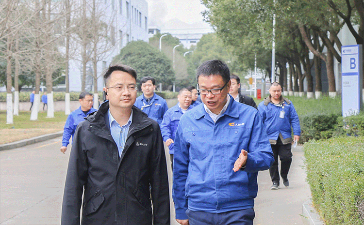 三一xiao.gif